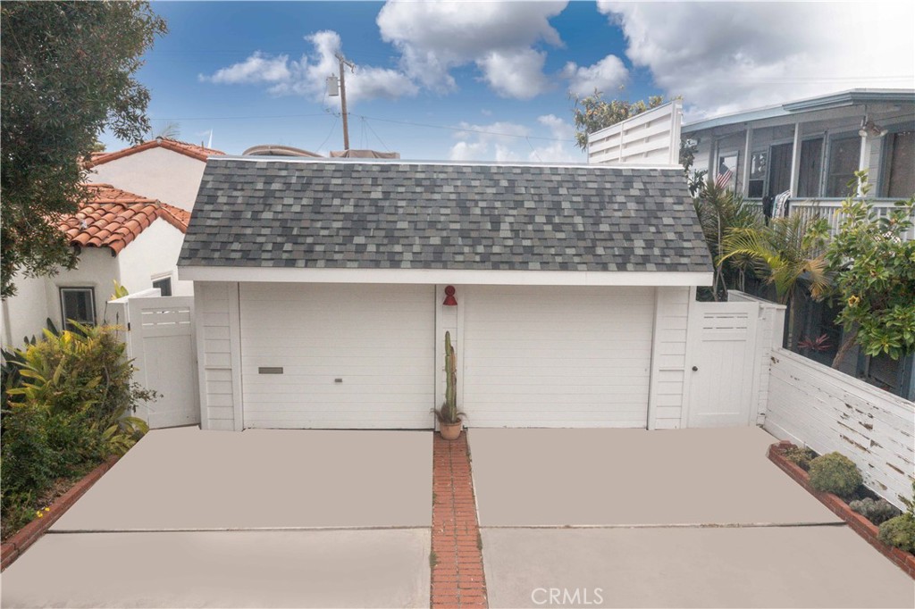 1143 Catalina