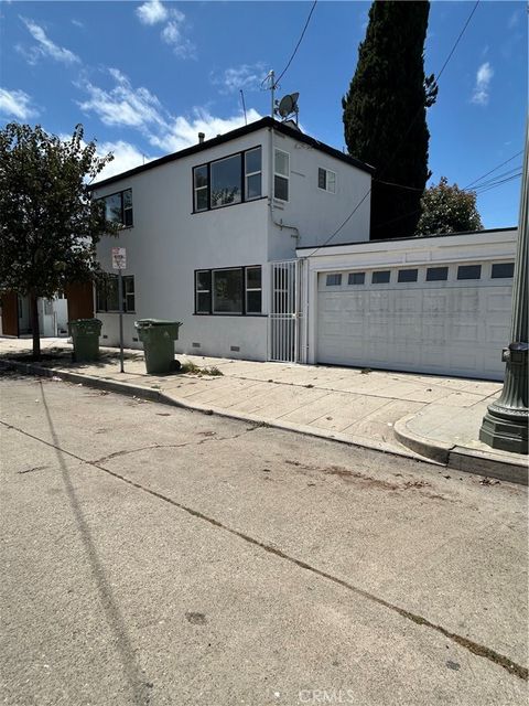 Photo of 1211 Cole, Los Angeles, CA 90038 (MLS # SR26109650)