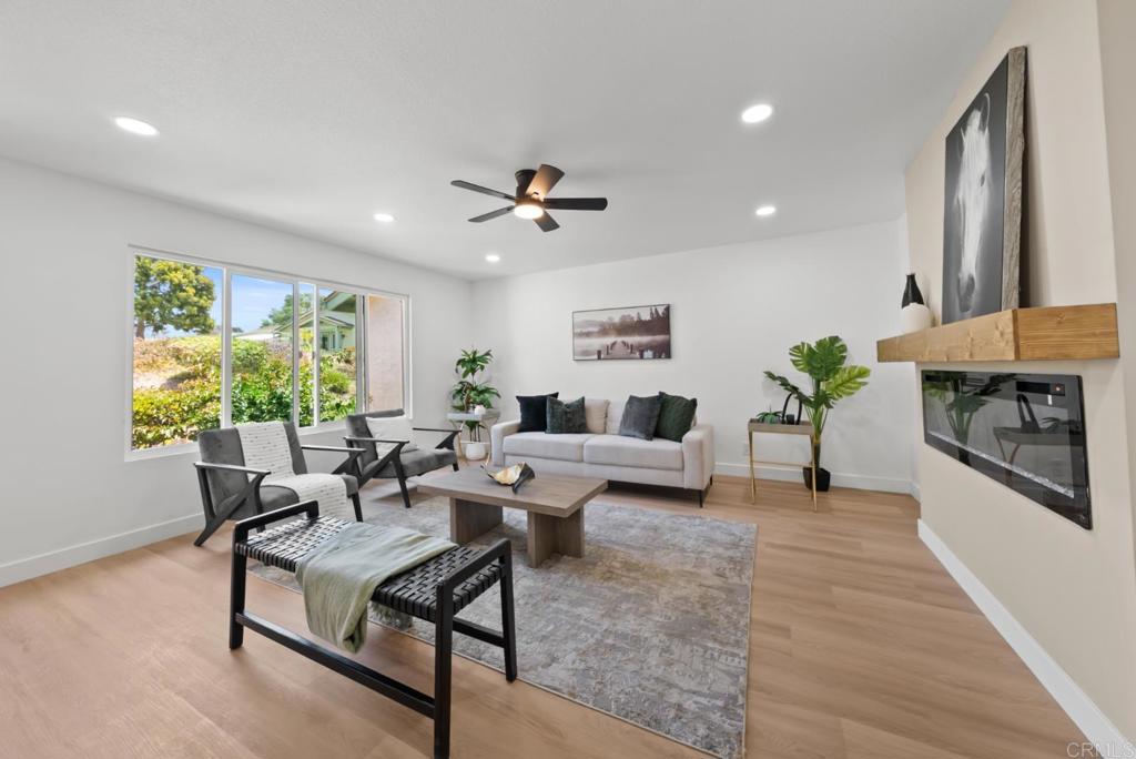 4386 Albatross Way