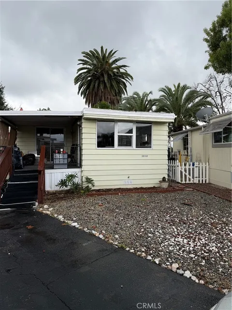 301 E Foothill Blvd Unit 6, Pomona, CA 91767 - MLS#: CV26035783