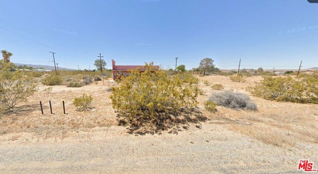 Photo of 5090 Sunfair Road, Joshua Tree, CA 92252 (MLS # 26659425)