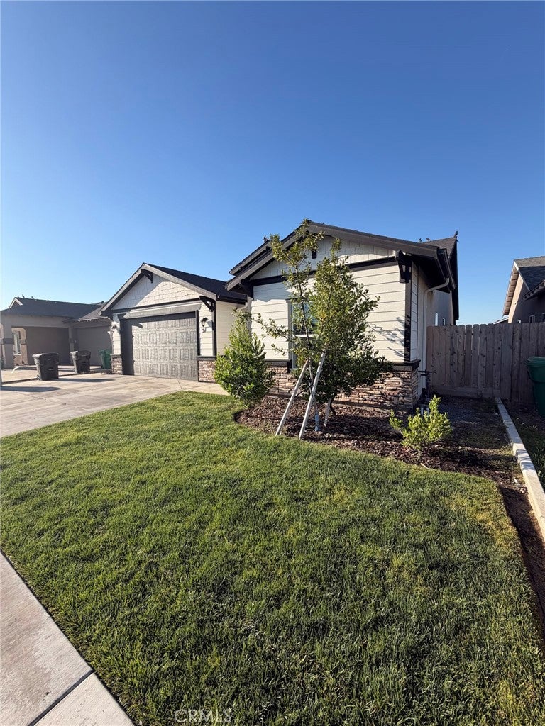 509 W RICHARD Avenue