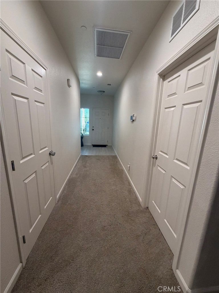 509 W RICHARD Avenue