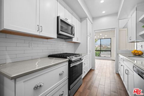 Photo of 1167 Roxbury Drive #301, Los Angeles, CA 90035 (MLS # 26673527)