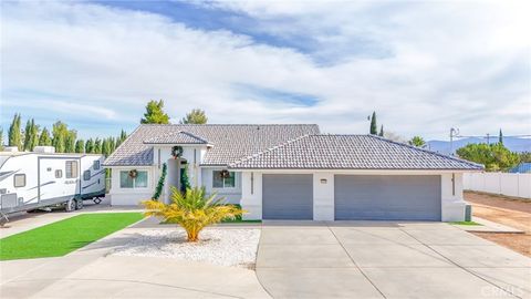 Photo of 7925 Victor Ave, Hesperia, CA 92345 (MLS # DW25279647)