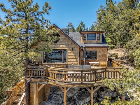 Photo of 53220 Rockmere Drive, Idyllwild, CA 92549 (MLS # 219147990DA)