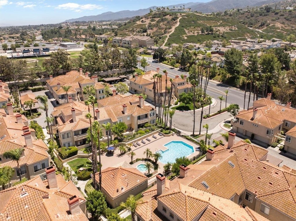 3100 Altura Court A204
