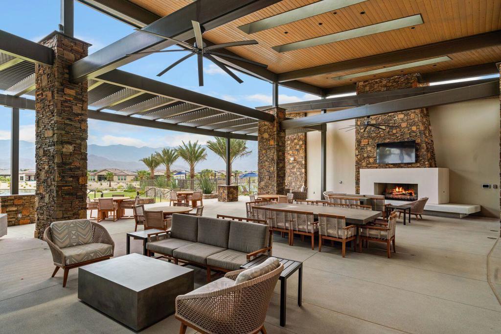 Del Webb RM - Residential