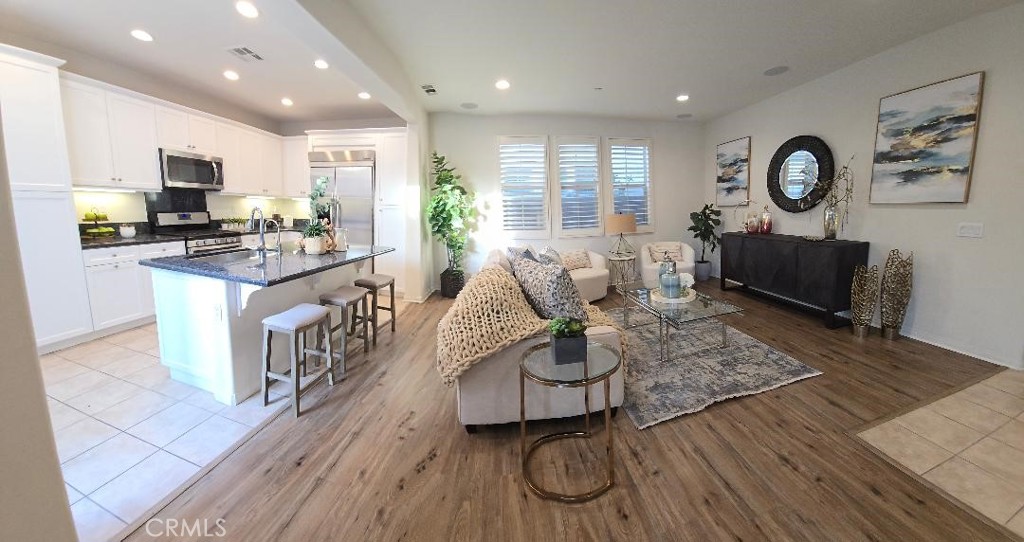 14332 Hibiscus Court