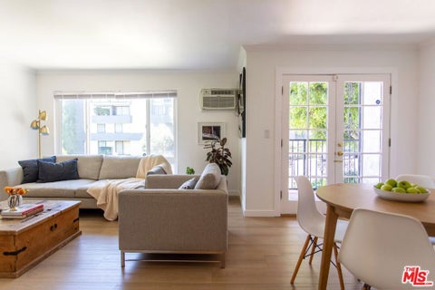 Photo of 1222 N Olive Drive #101, West Hollywood, CA 90069 (MLS # 26999455)