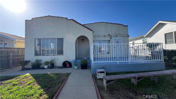 1127 CALZONA ST, LOS ANGELES, CA 90023 - Image 045d2d3704c0c2ea043fc56f3aac0d15/2993306711