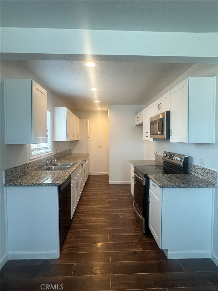 190 W 3rd Street