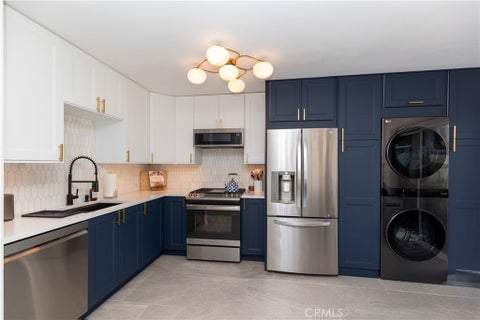 Photo of 659 E Lee PL, Azusa, CA 91702 (MLS # OC26172489)
