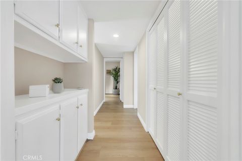 Tiny photo for 105 Aspen Way, Rolling Hills Estates, CA 90274 (MLS # SB25122315)