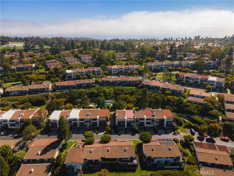 Tiny photo for 105 Aspen Way, Rolling Hills Estates, CA 90274 (MLS # SB25122315)