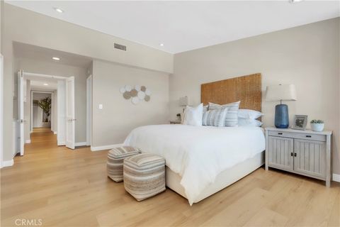 Tiny photo for 105 Aspen Way, Rolling Hills Estates, CA 90274 (MLS # SB25122315)