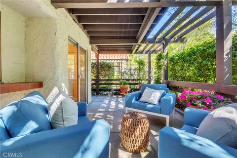 Tiny photo for 105 Aspen Way, Rolling Hills Estates, CA 90274 (MLS # SB25122315)