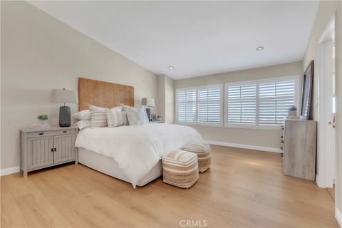 Tiny photo for 105 Aspen Way, Rolling Hills Estates, CA 90274 (MLS # SB25122315)