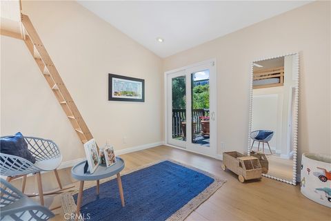 Tiny photo for 105 Aspen Way, Rolling Hills Estates, CA 90274 (MLS # SB25122315)