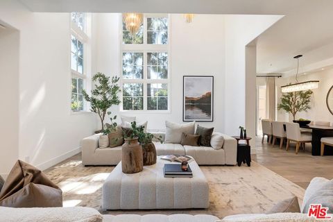 Photo of 11500 San Vicente Boulevard #221, Los Angeles, CA 90049 (MLS # 26632125)