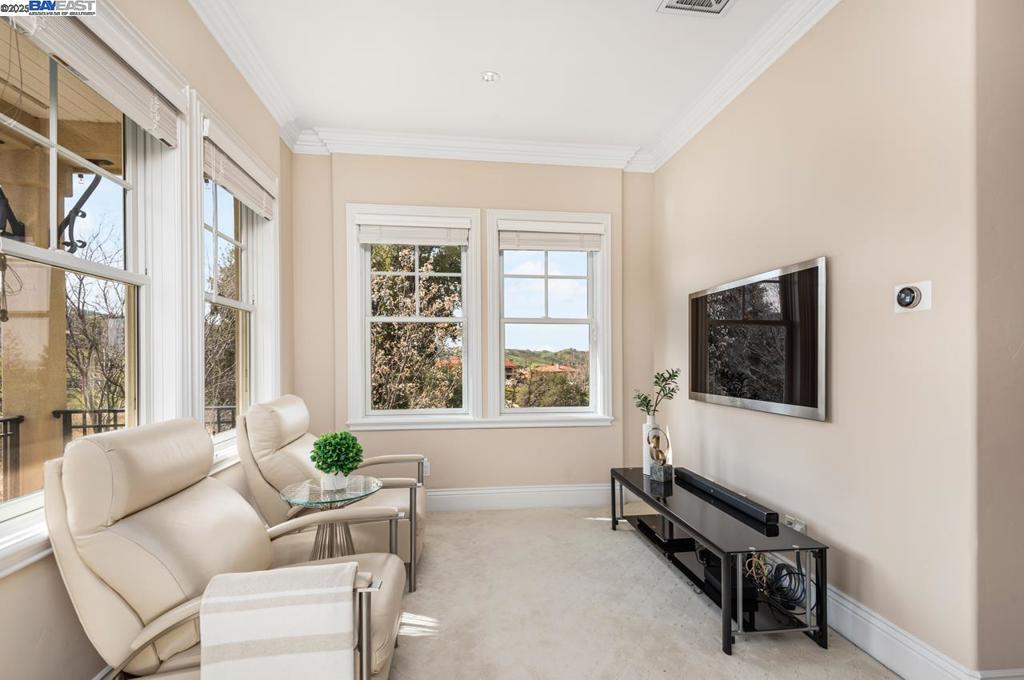 RUBY HILL - Residential