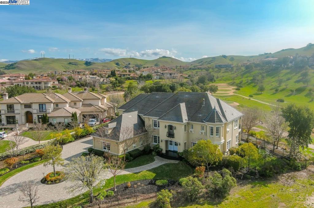 RUBY HILL - Residential