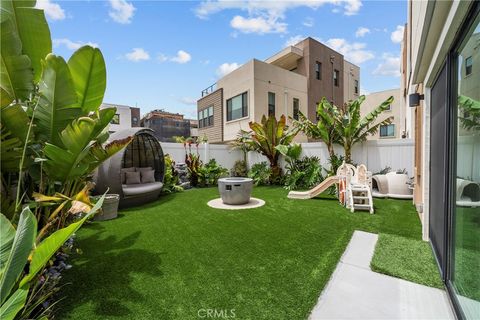 Photo of 1068 Canal Street, Oxnard, CA 93035 (MLS # SR25165010)