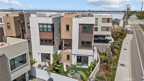 Tiny photo for 1068 Canal Street, Oxnard, CA 93035 (MLS # SR25165010)