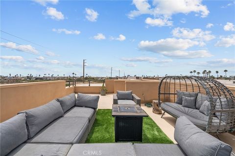 Tiny photo for 1068 Canal Street, Oxnard, CA 93035 (MLS # SR25165010)