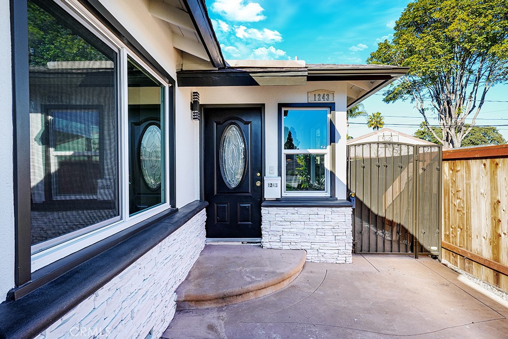 1243 E Almond Avenue