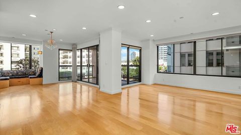 Photo of 10724 Wilshire Boulevard #305, Los Angeles, CA 90024 (MLS # 26649435)
