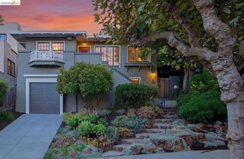 Photo of 967 Grosvenor Place PL, Oakland, CA 94610 (MLS # 41149222)
