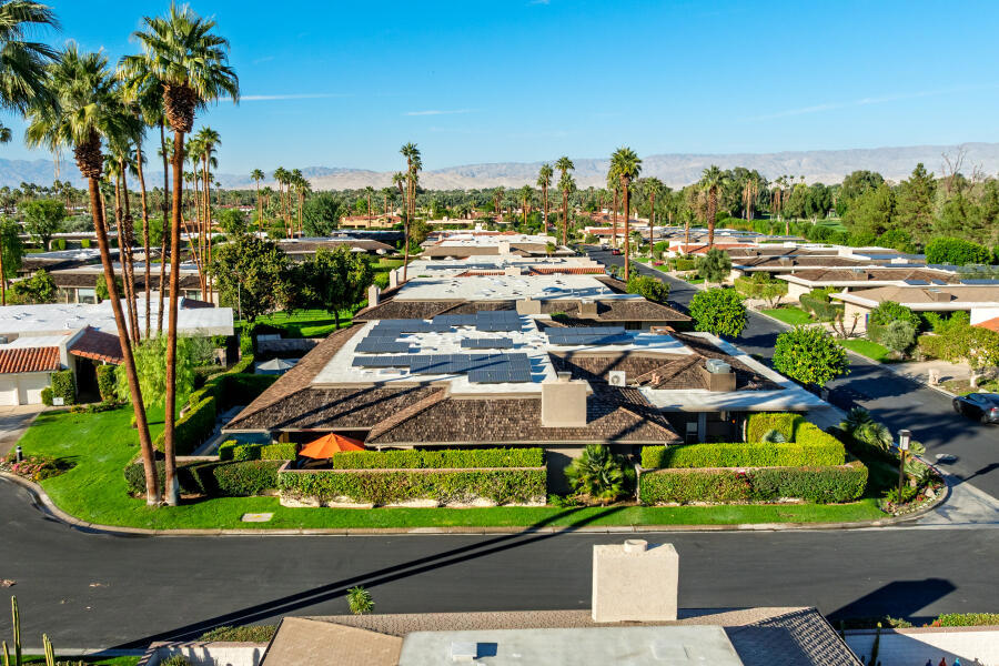 The Springs C.C. - Residential