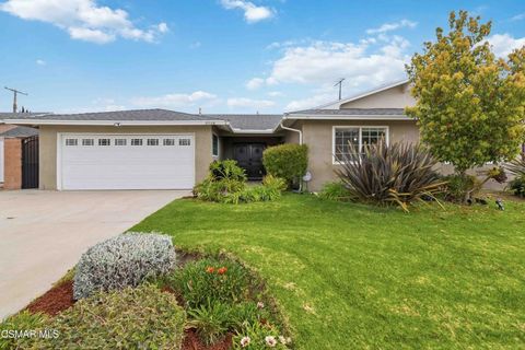 Photo of 2034 Guerne Avenue, Simi Valley, CA 93063 (MLS # 226001125)