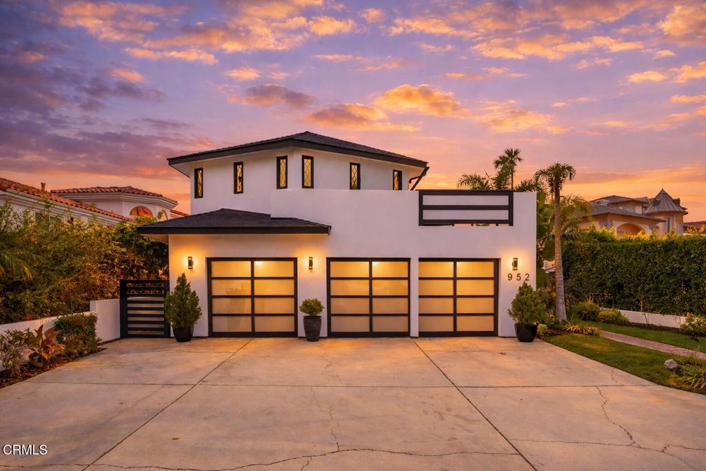 952 Peninsula Street