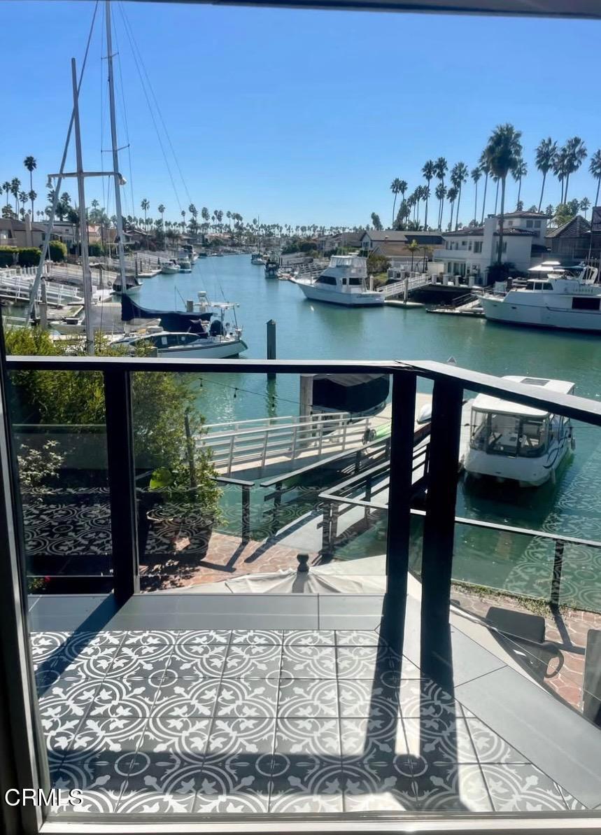 952 Peninsula Street