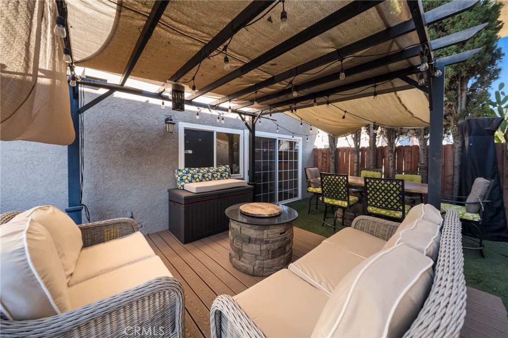 Lake Forest Townhomes (LF) - Residential