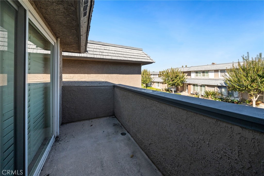 Lake Forest Townhomes (LF) - Residential