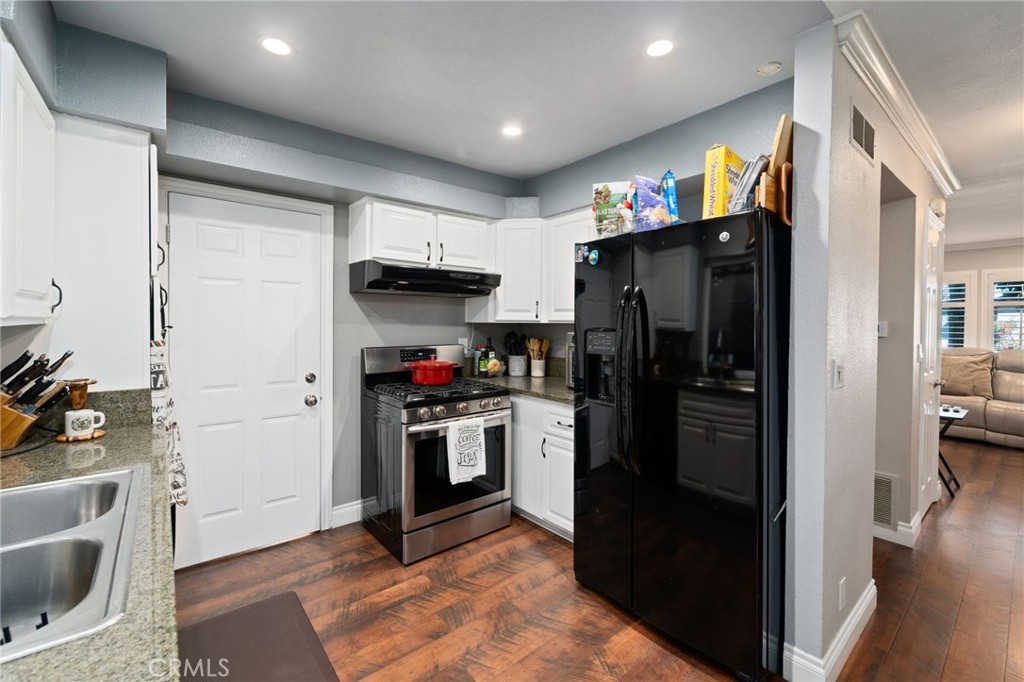 Lake Forest Townhomes (LF) - Residential