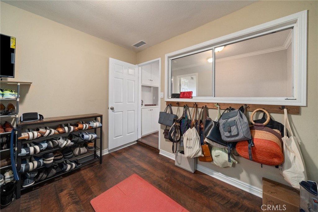 Lake Forest Townhomes (LF) - Residential