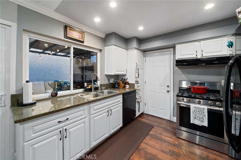 Lake Forest Townhomes (LF) - Residential