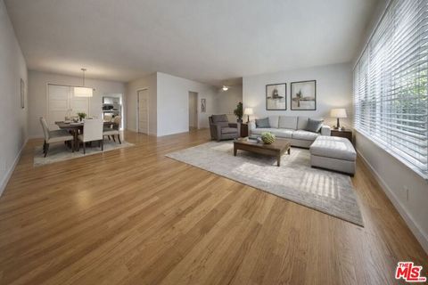 Photo of 8360 Blackburn Avenue #3, Los Angeles, CA 90048 (MLS # 26813705)