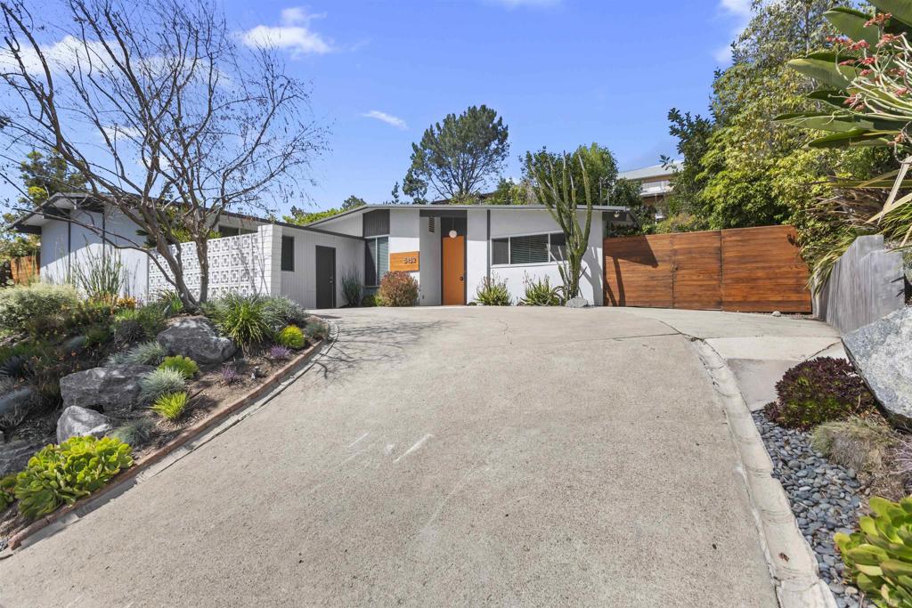 5152 College Gardens Court