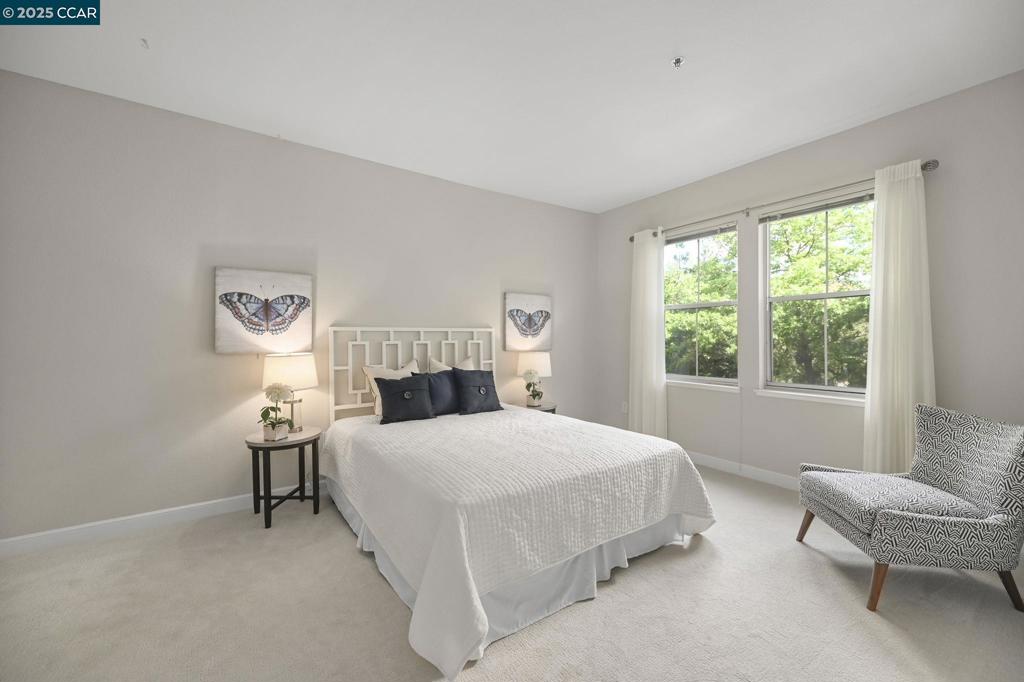 ROSSMOOR - Residential