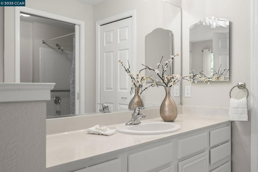 ROSSMOOR - Residential