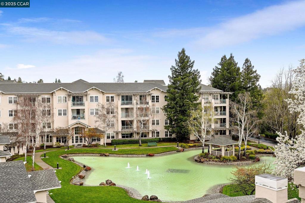 ROSSMOOR - Residential