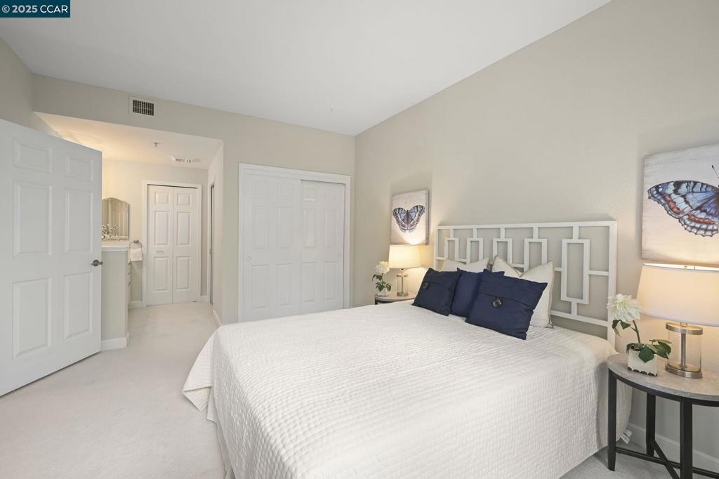ROSSMOOR - Residential