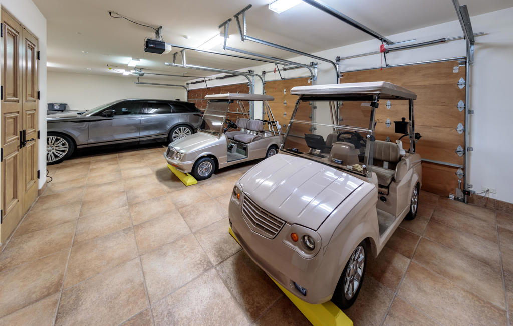 Vintage Country Club - Residential