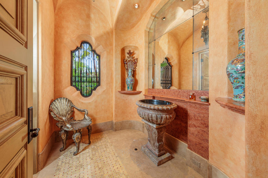 Vintage Country Club - Residential