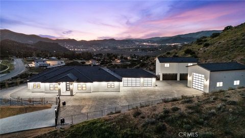 Photo of 2227 W. AVENUE Y8 Court, Acton, CA 93510 (MLS # SR26036151)